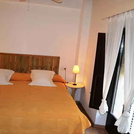 Cal Alejandro Guest house